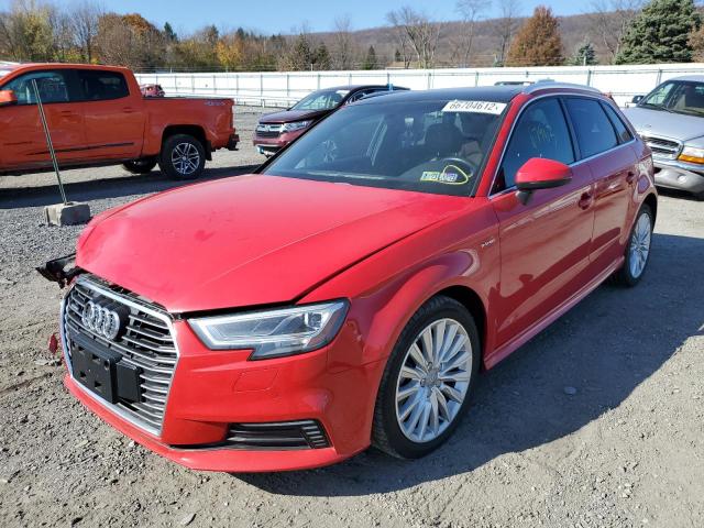 WAUTPBFF4HA135808 - 2017 AUDI A3 E-TRON RED photo 2