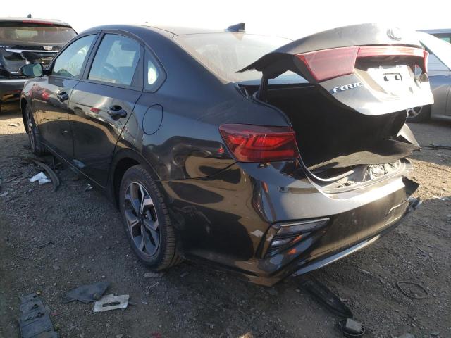 3KPF24AD2ME267599 - 2021 KIA FORTE LXS BLACK photo 2