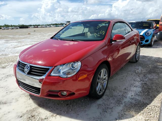 WVWFA71F78V008341 - 2008 VOLKSWAGEN EOS LUX 红色 照片 2