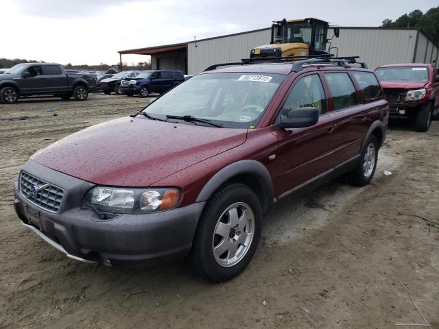 YV1SZ58D321067637 - 2002 VOLVO V70 AWD BURGUNDY photo 1