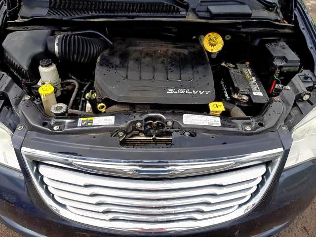 2C4RC1BG6DR707274 - 2013 CHRYSLER TOWN & COU BLUE photo 7