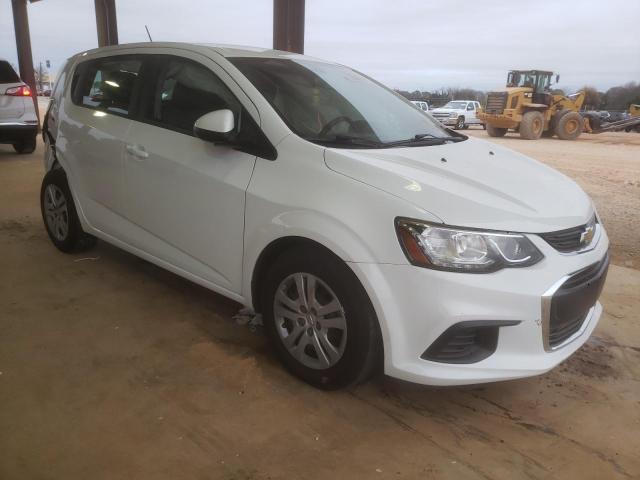 1G1JG6SHXH4167968 - 2017 CHEVROLET SONIC WHITE photo 1