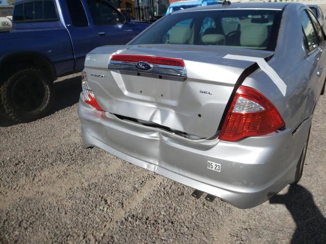 3FAHP0JA7CR232353 - 2012 FORD FUSION SEL SILVER photo 9