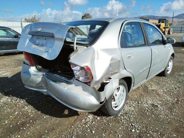KL1TD52665B326193 - 2005 CHEVROLET AVEO BASE SILVER photo 4