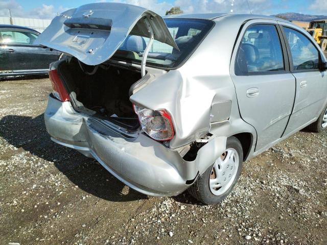 KL1TD52665B326193 - 2005 CHEVROLET AVEO BASE SILVER photo 9