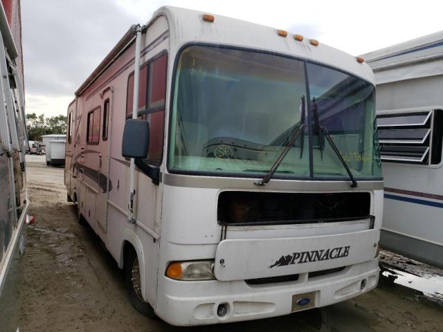 1FCNF53S2Y0A07753 - 2001 PINN MOTORHOME WHITE photo 1