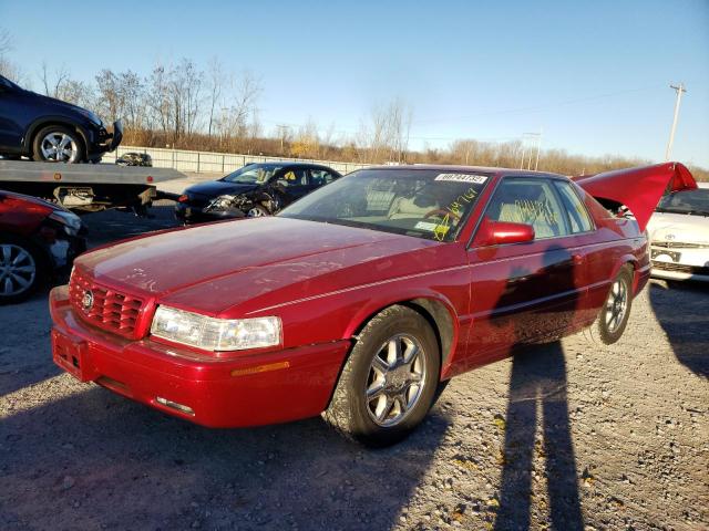 1G6ET12931B108684 - 2001 CADILLAC ELDORADO T RED photo 2