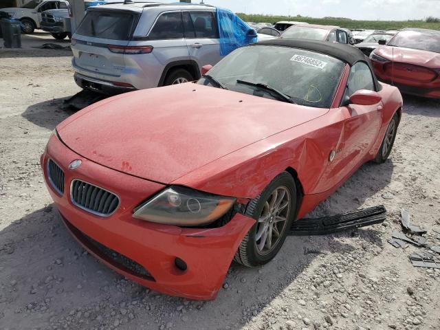 4USBT33443LS47082 - 2003 BMW Z4 2.5 RED photo 2