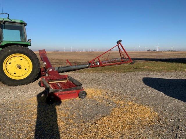 946962 - 2013 HUTC AUGER RED photo 6