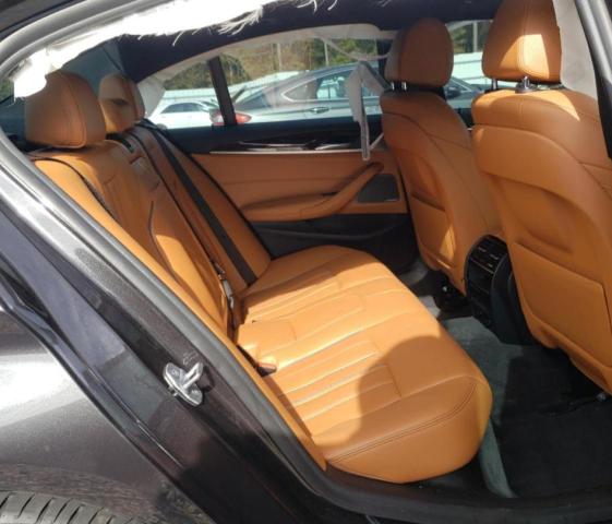 WBAJE5C52JWA96738 - 2018 BMW 540 I Սև լուսանկար 6