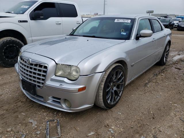 2C3LA73W86H498248 - 2006 CHRYSLER 300C SRT-8 SILVER photo 2