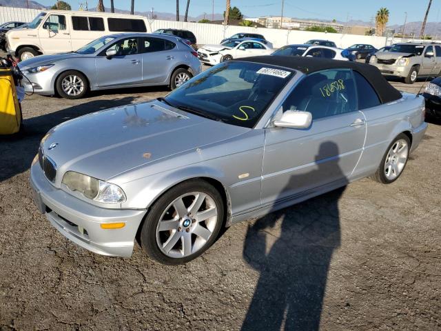 WBABS33452PG83519 - 2002 BMW 325 CI SILVER photo 2