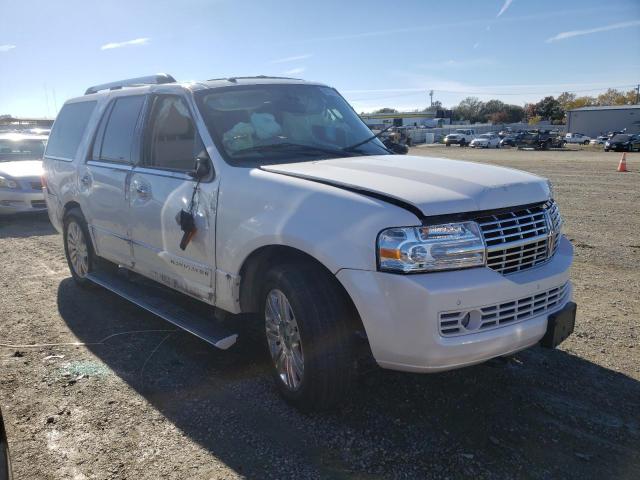 5LMJJ2J50CEL05618 - 2012 LINCOLN NAVIGATOR WHITE photo 1