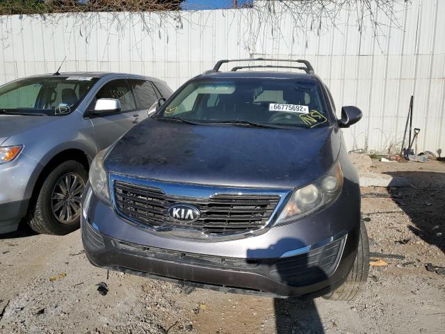 KNDPB3A28D7380129 - 2013 KIA SPORTAGE B SILVER photo 9