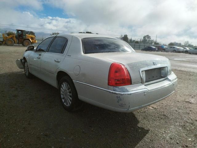 1LNHM81W65Y603709 - 2005 LINCOLN TOWN CAR S WHITE photo 3