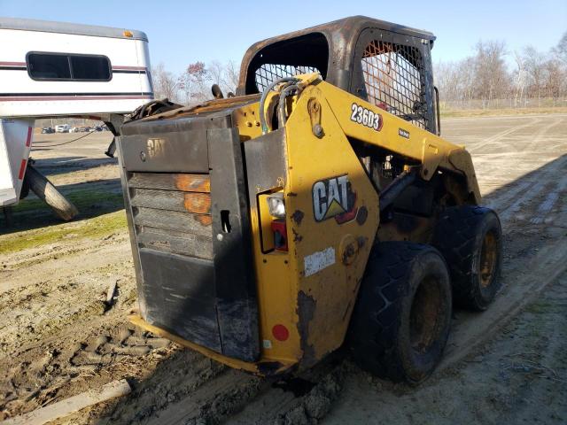 CAT0236DCKXL00732 - 2019 CATERPILLAR SKID STEER YELLOW photo 4