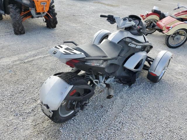 2BXJABA179V000706 - 2009 CAN-AM SPYDER ROA TWO TONE photo 4