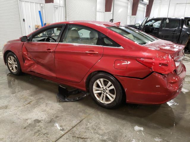 5NPEB4AC8DH749170 - 2013 HYUNDAI SONATA GLS RED photo 2