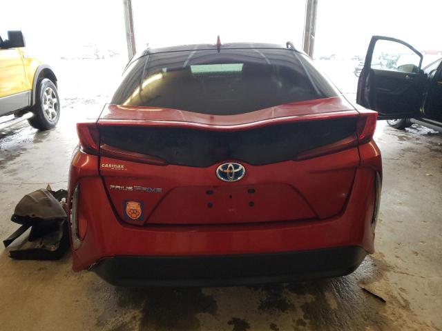 JTDKARFP1H3010478 - 2017 TOYOTA PRIUS PRIM 红色 照片 6