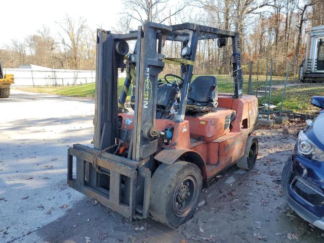 F04B40T - 2007 NISSAN FORK LIFT ORANGE photo 2