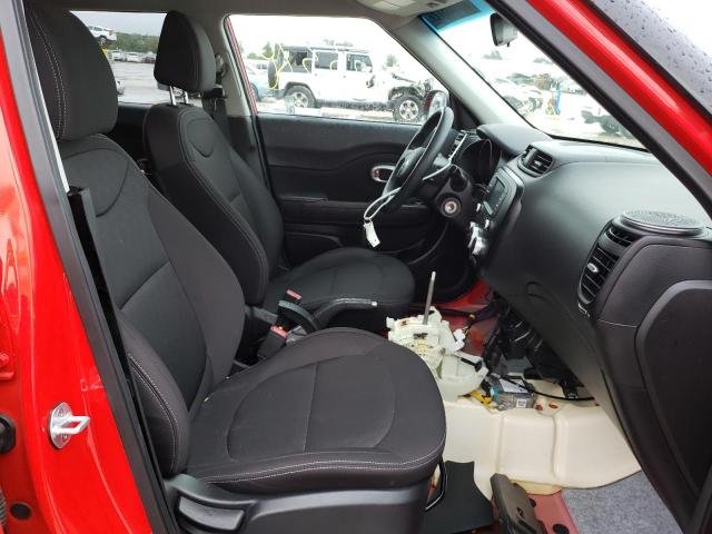 KNDJN2A22K7687977 - 2019 KIA SOUL RED photo 5