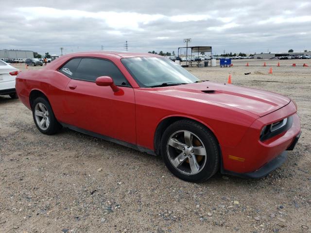 2C3CDYAGXDH515783 - 2013 DODGE CHALLENGER RED photo 4