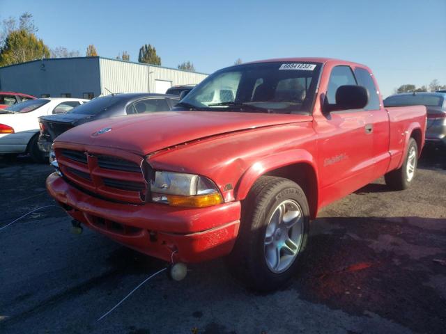 1B7GL22Z6YS709609 - 2000 DODGE DAKOTA RED photo 2