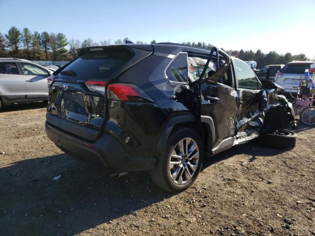 2T3C1RFV5KW014122 - 2019 TOYOTA RAV4 XLE P BLACK photo 4