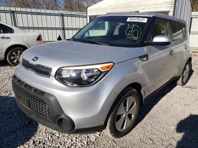 KNDJN2A20E7718163 - 2014 KIA SOUL SILVER photo 2