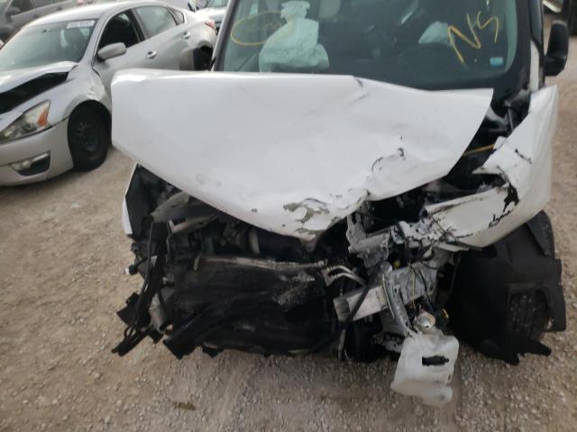 ZFBERFAT0G6B11149 - 2016 RAM PROMASTER WHITE photo 9