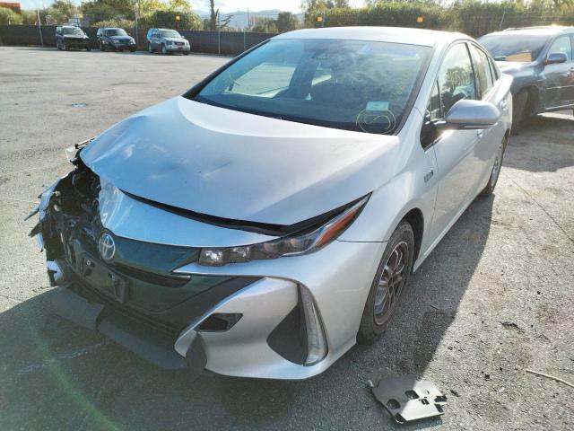 JTDKARFP2H3016595 - 2017 TOYOTA PRIUS PRIM 银色 照片 2