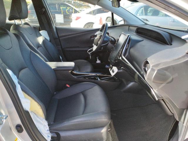 JTDKARFP2H3016595 - 2017 TOYOTA PRIUS PRIM 银色 照片 5