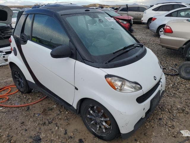 WMEEK31X69K219335 - 2009 SMART FORTWO PAS WHITE photo 1