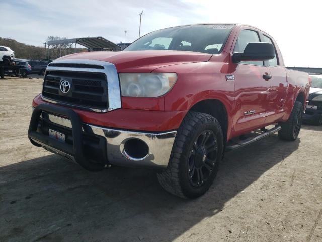 5TFUW5F1XBX185780 - 2011 TOYOTA TUNDRA DOU RED photo 2