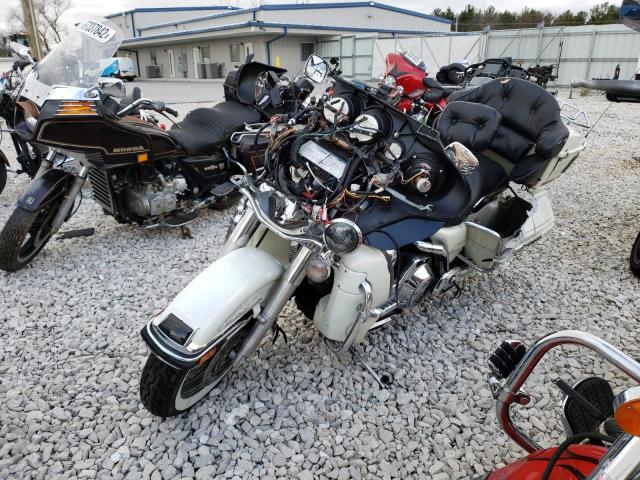 1HD1FCW192Y653756 - 2002 HARLEY-DAVIDSON FLHTCUI 白色 照片 2