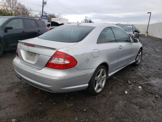 WDBTJ72HX7F210343 - 2007 MERCEDES-BENZ CLK 550 SILVER photo 4