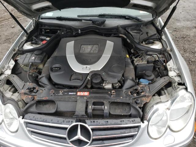 WDBTJ72HX7F210343 - 2007 MERCEDES-BENZ CLK 550 SILVER photo 7