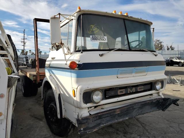 TTE63WV521275 - 1972 GMC G500 WHITE photo 1