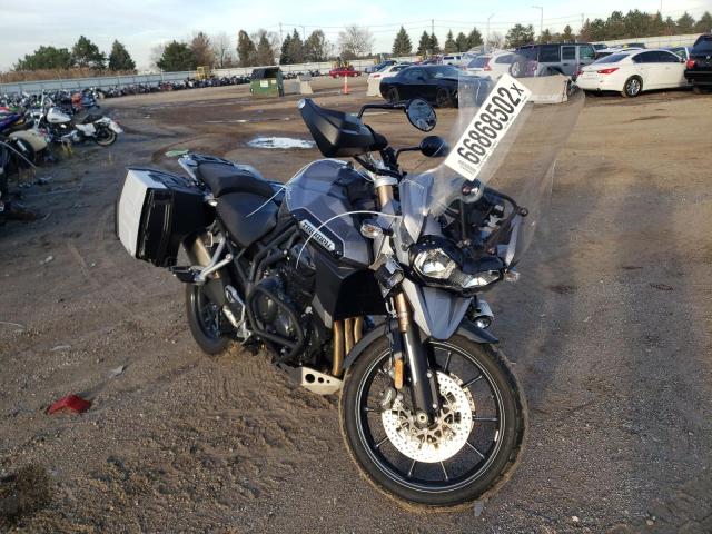 SMTF02XKXFJ668003 - 2015 TRIUMPH MOTORCYCLE TIGER EXPL SILVER photo 1