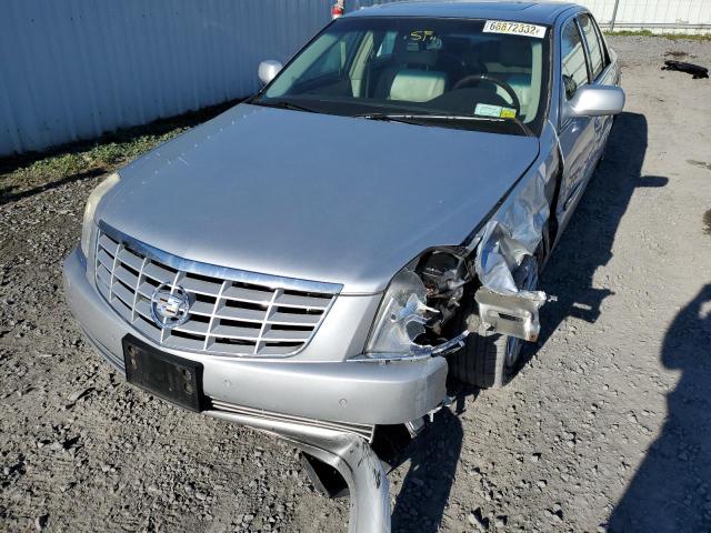 1G6KH5E63BU115329 - 2011 CADILLAC DTS PREMIU SILVER photo 9