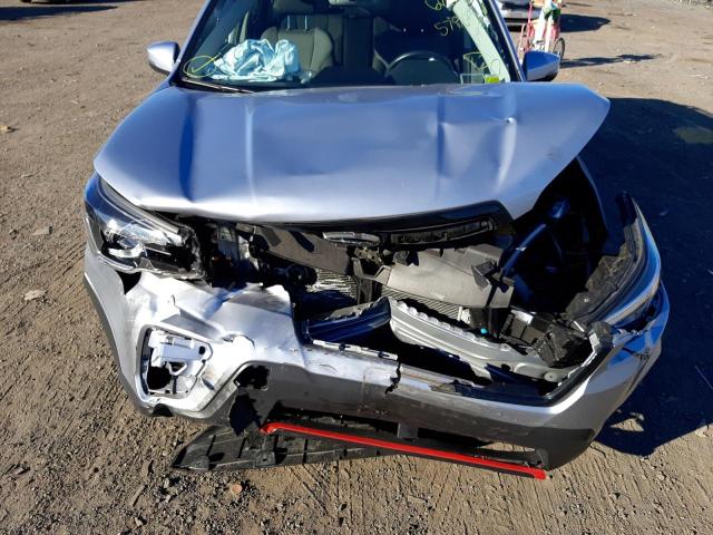 JF2SKARC6LH579900 - 2020 SUBARU FORESTER S ვერცხლისფერი ფოტო 7