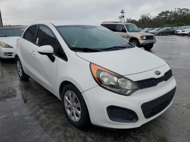 KNADM5A30E6406227 - 2014 KIA RIO LX WHITE photo 1