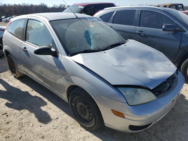 1FAFP31N07W222133 - 2007 FORD FOCUS ZX3 GRAY photo 1