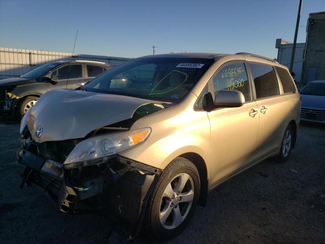 5TDKK3DCXBS047903 - 2011 TOYOTA SIENNA LE GOLD photo 2