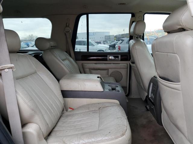 5LMFU27R74LJ31034 - 2004 LINCOLN NAVIGATOR 黑色 照片 6