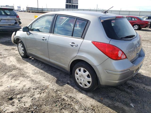 3N1BC13E29L494992 - 2009 NISSAN VERSA S GRAY photo 2