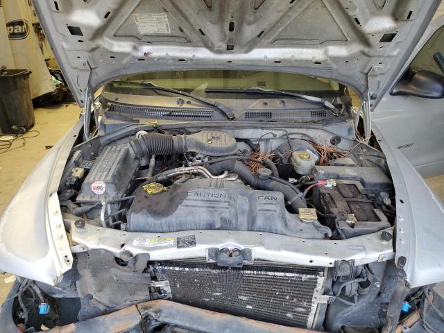 1B7HL38X22S557190 - 2002 DODGE DAKOTA QUA SILVER photo 7