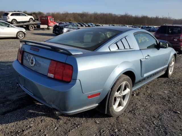 1ZVFT82H965179084 - 2006 FORD MUSTANG GT BLUE photo 4