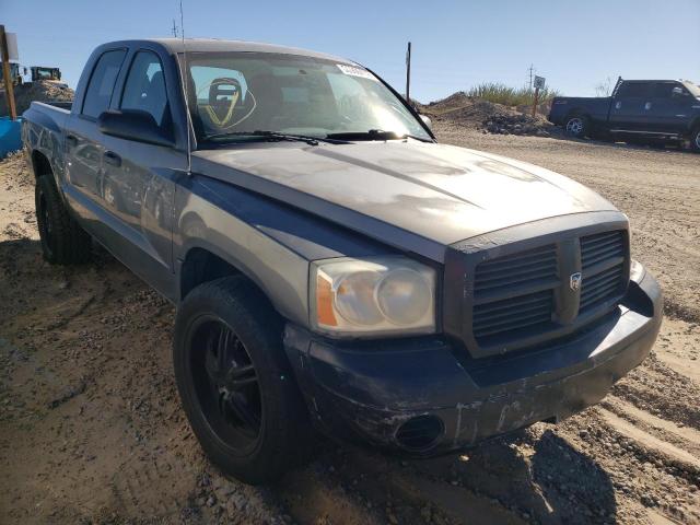 1D7HW28KX6S637046 - 2006 DODGE DAKOTA QUA GRAY photo 1