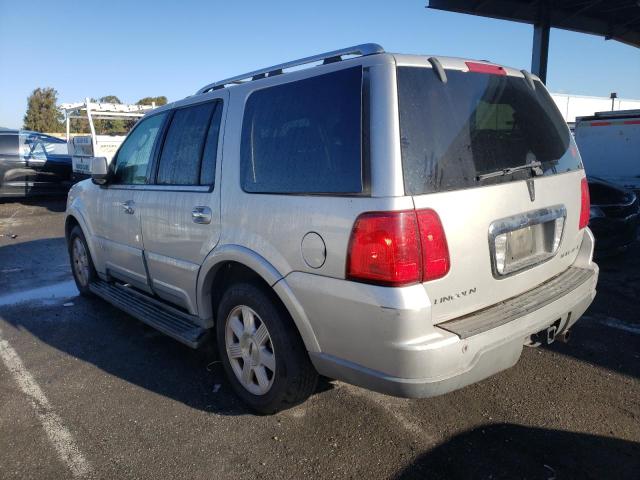 5LMFU28R43LJ32042 - 2003 LINCOLN NAVIGATOR 银色 照片 3